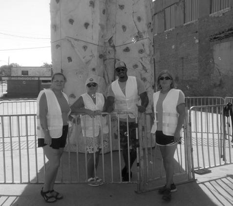 photos by Lori Anglin-Ellis